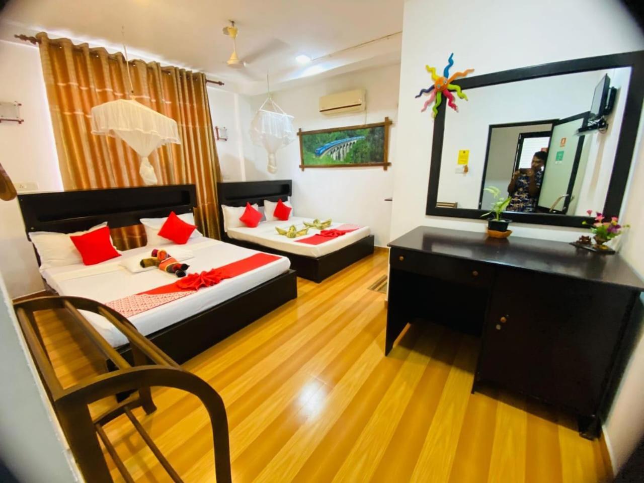 Awon Mirissa Hotel Exterior photo